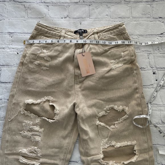 Missguided Riot Rise Ripped Mom Jeans - Picture 5 of 12